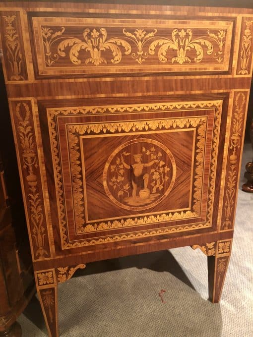 Giuseppe Maggiolini Commode- side- styylish