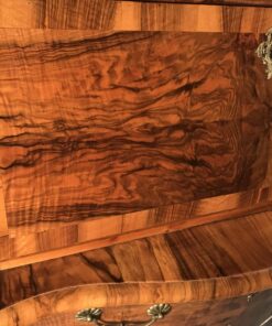 Secretary- left side of the writing top- styylish