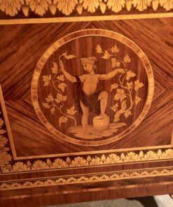 Giuseppe Maggiolini Commode- Detail- styylish