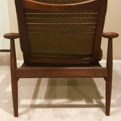 Mid Century Lounge Chair- back- styylish