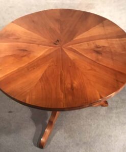 Alternative view of Biedermeier furniture - Table 1820-30