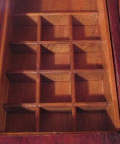 Antique Dressing Table- compartment 2- styylish