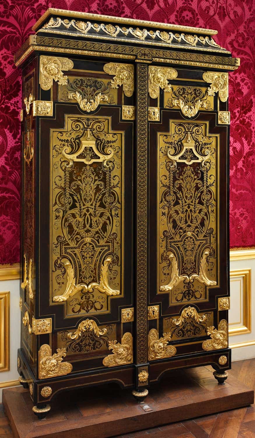 Boulle - A Cabinet At The Met Attributed To Boulle