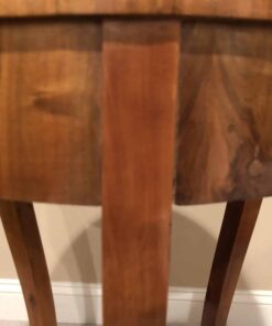Biedermeier Side Table- legs- styylish