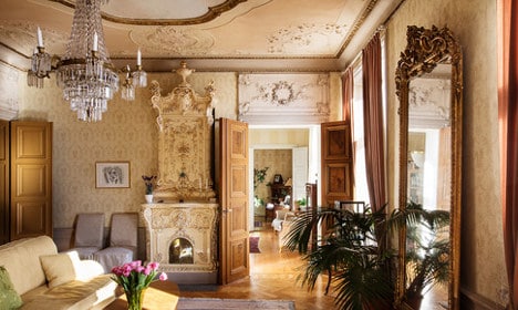 Gustavian - Living Room With Tiled Stove