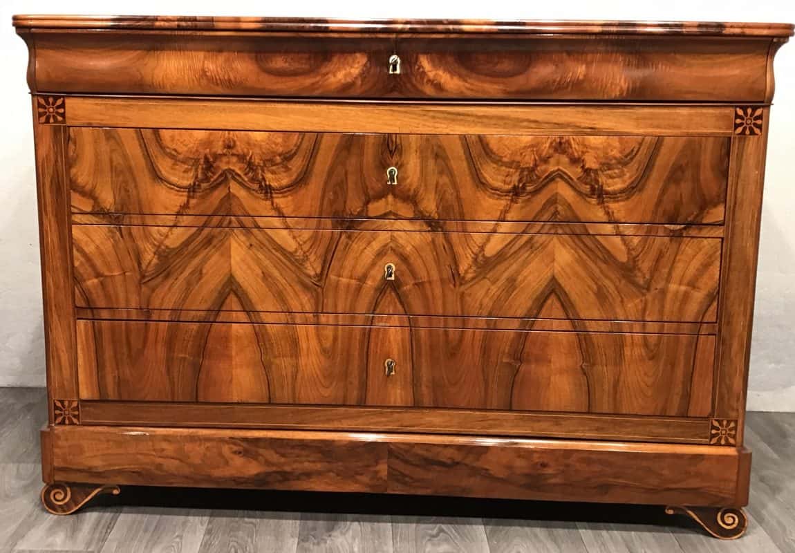 Louis Philippe Dresser- Styylish