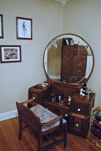 Art Deco - Waterfall Vanity