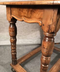 German Baroque Table- side- styylish