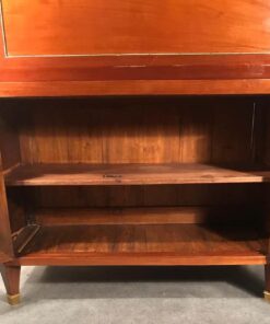 Antique Desk- detail- styylish