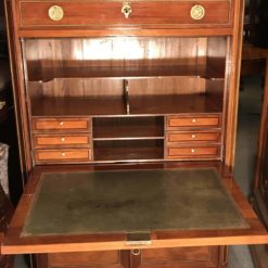 Antique Desk- interior- styylish