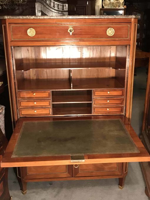 Antique Desk- interior- styylish