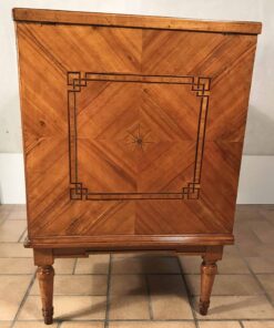 Antique Vanity- side- styylish