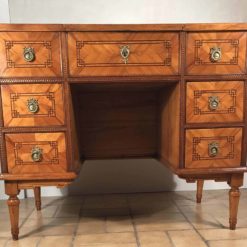 Antique Vanity- front- styylish