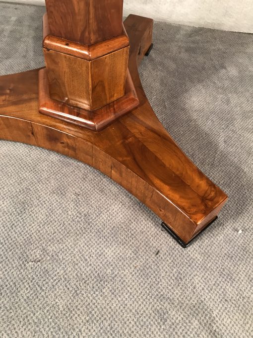 Biedermeier Table walnut- base- styylish