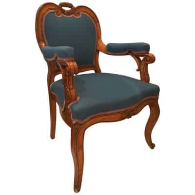 Louis XV Armchair- styylish