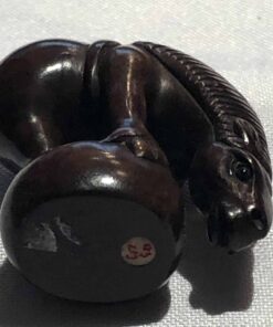 Japanese Netsuke- signature- styylish