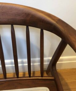 Mid century modern lounge chair- detail of backrest- styylish