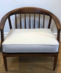 Mid century modern lounge chair- styylish