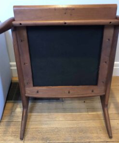 Mid century modern lounge chair- bottom- styylish