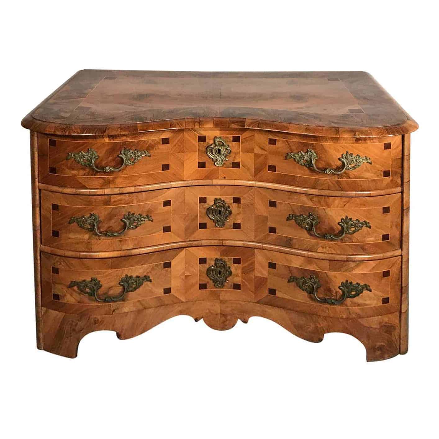 Baroque Style Dresser- styylish