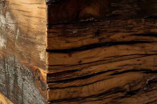 Reclaimed wood- detail of wood grain- styylish