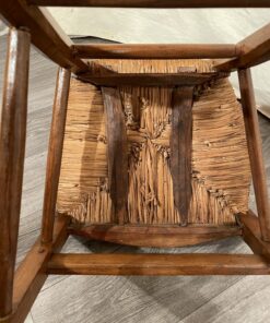 Rustic chairs- view of the bottom of the seat- styylish