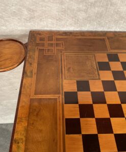 Louis XVI card table- detail of the top left corner- styylish