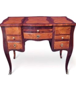 Antique Dressing Table- 18th century- styylish