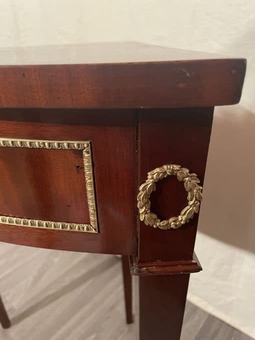 Corner Console Table- detail of brass decoration- Styylish