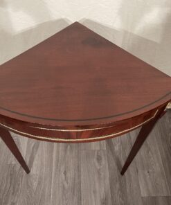 Corner Console Table- view of the top- Styylish