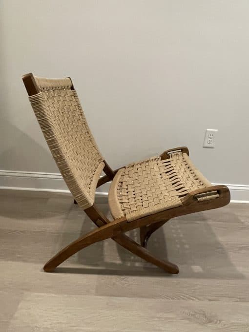 Hans Wegner Style Chair- side view- Styylish