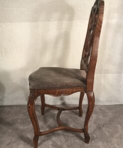 Baroque chairs- view of one chair from the side- Styylish