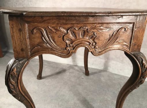 Baroque Table- detail of the side- Styylish