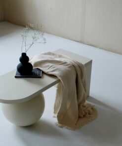 Modern Bench, Hen, salak with a throw- Styylish