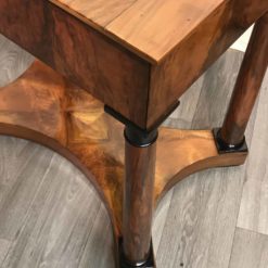 Biedermeier walnut console table- view of a corner- Styylish