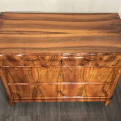 Biedermeier three drawer dresser- view of the top- Styylish