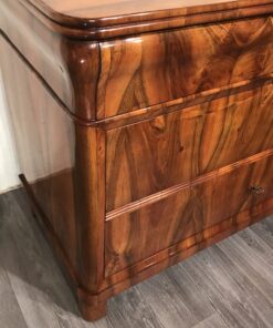 Biedermeier three drawer dresser- view of the left corner- Styylish