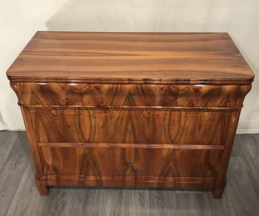 Biedermeier three drawer dresser- view from above- Styylish