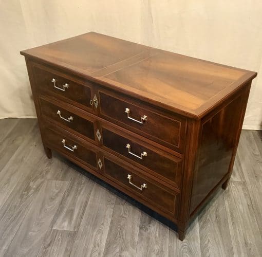 Original Louis XVI Chest of Drawers- Three-quarter view- Styylish