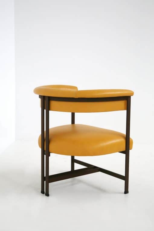 Italian Design Armchair- view from the side- Styylish