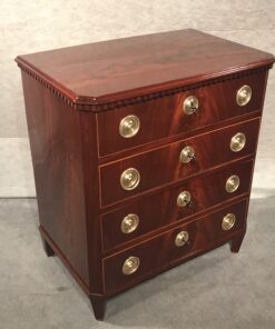 Neoclassical Mahogany Chest of Drawers- three-quarter view of the left- Styylish
