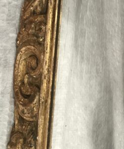 Baroque Gilt wood mirror- detail of the acanthus leaves left side- Styylish