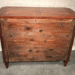 Louis XVI Chest of drawers- view of the back- Styylish