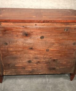 Louis XVI Chest of drawers- view of the back- Styylish