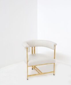 Italian Design Armchair- Caigo leather view from the corner- Styylish