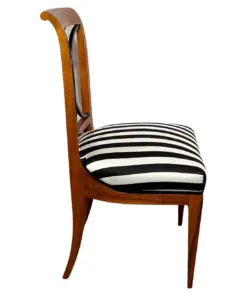 Set of 4 antique Biedermeier chairs- side view of one chair left - Styylish