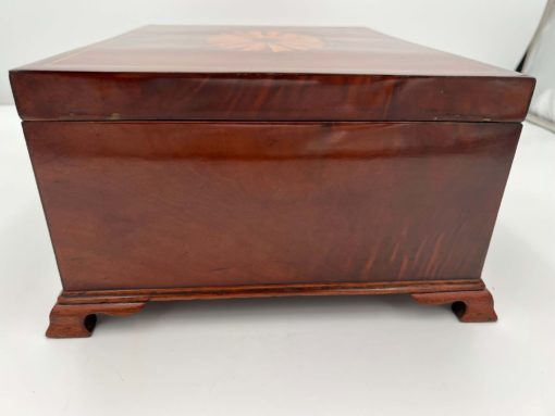 Large Victorian Box - Veneer Detail - Styylish