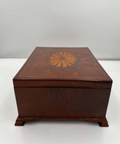 Large Victorian Box - Full Side Profile - Styylish