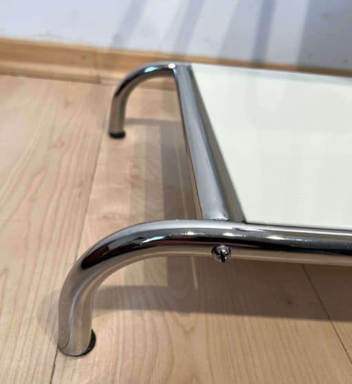 Steel Bauhaus Etagere - Bottom Feet Detail - Styylish