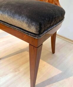 Set of four Biedermeier Ballon Chairs - Edge Detail - Styylish